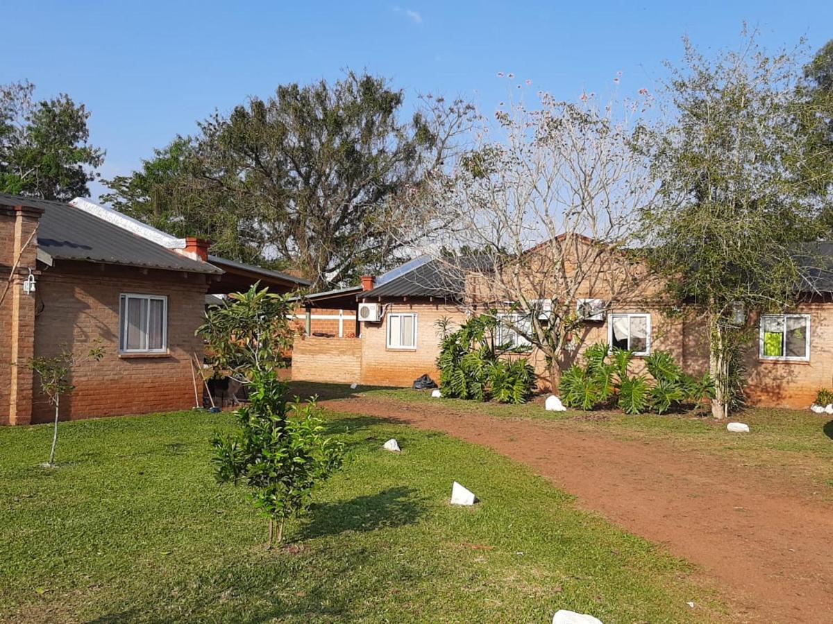 Villa Mi Buen Refugio à Puerto Iguazú Extérieur photo